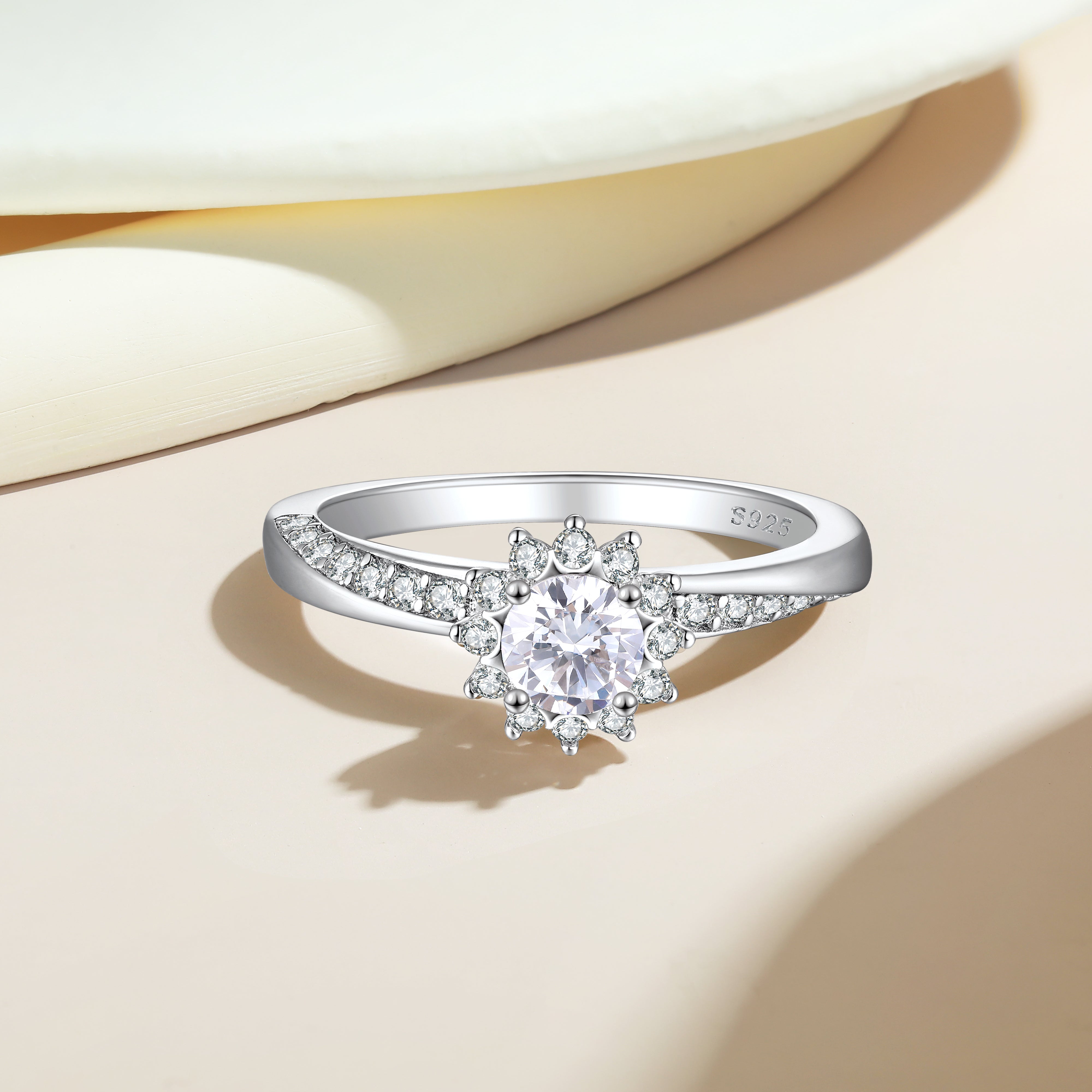 925 Sterling Silver Flower Cluster Cz Ladies Ring with Fancy Band