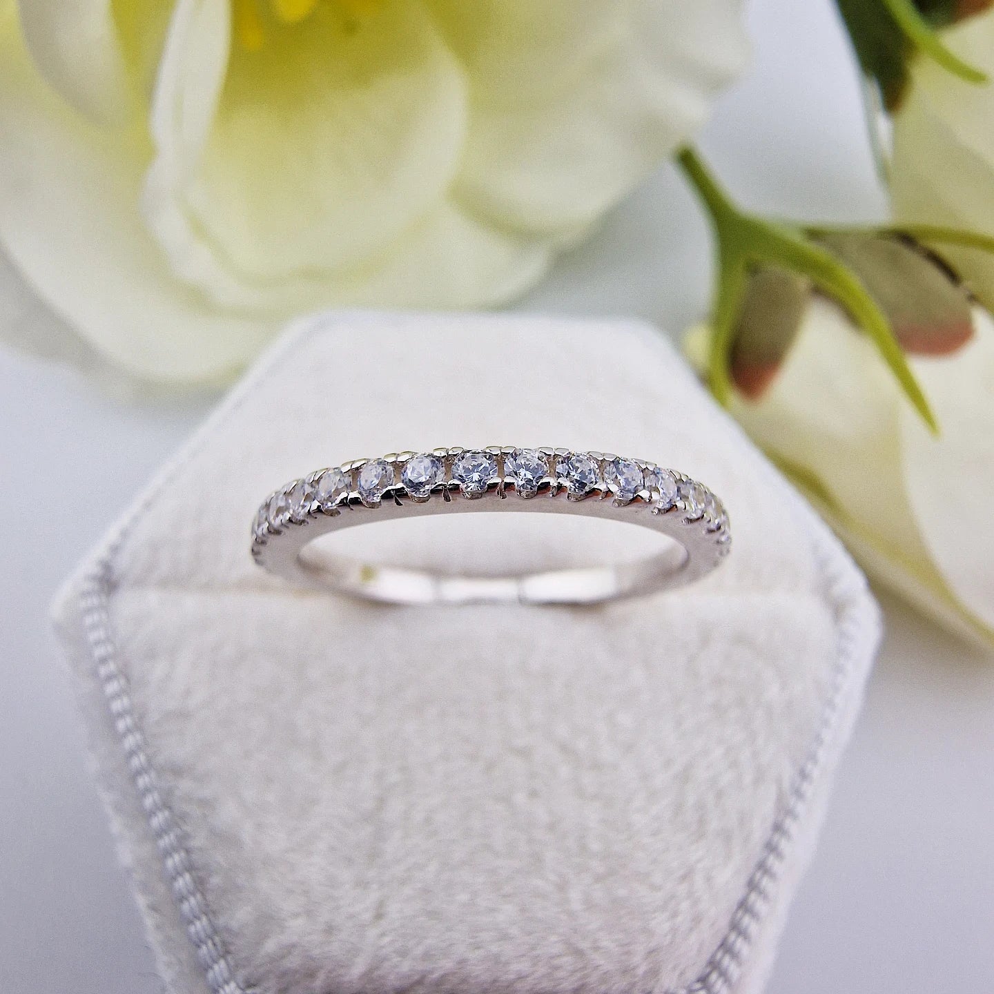 925 Sterling Silver Cz Ladies Full Eternity Ring