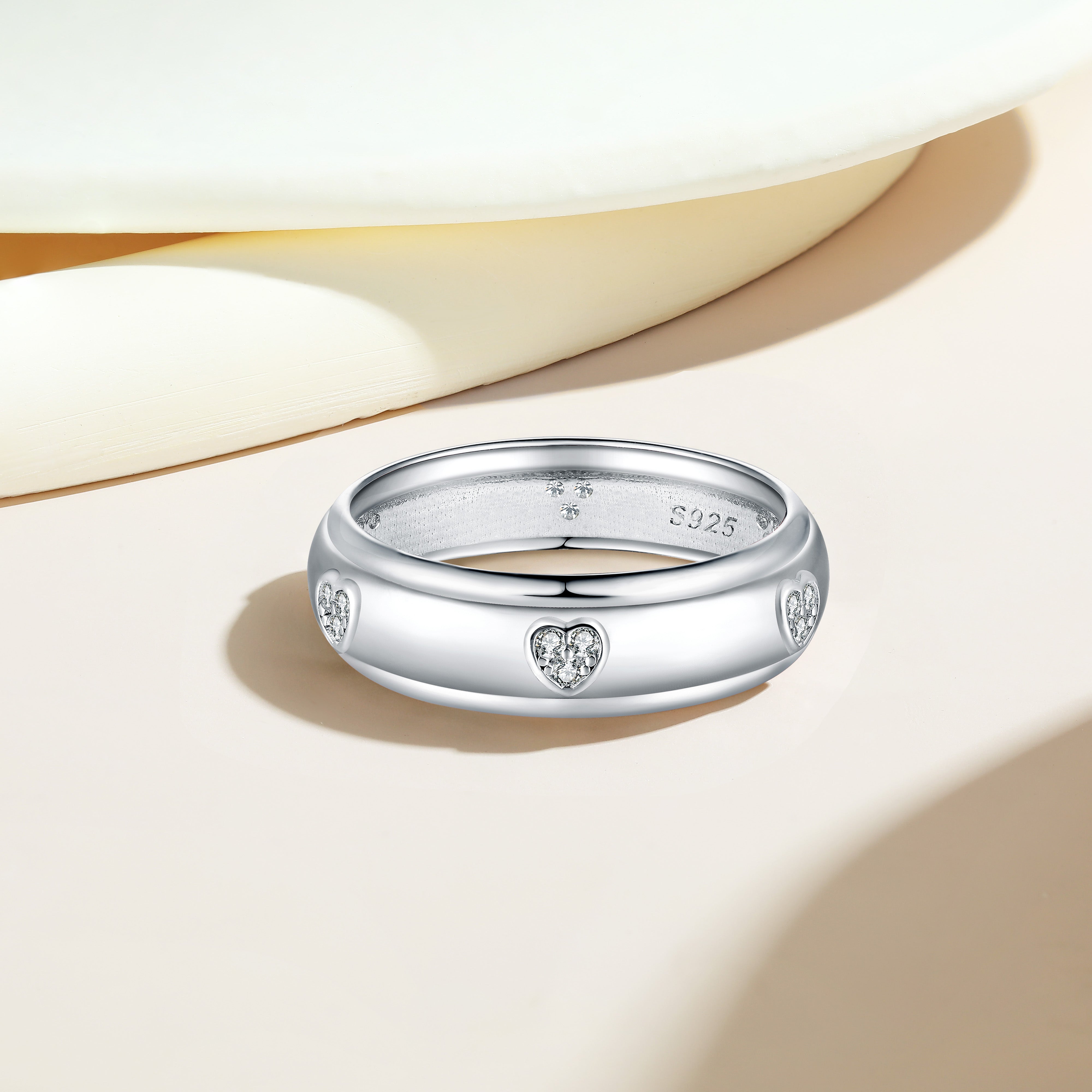 925 Sterling Silver Heart Cz Ladies Eternity Ring