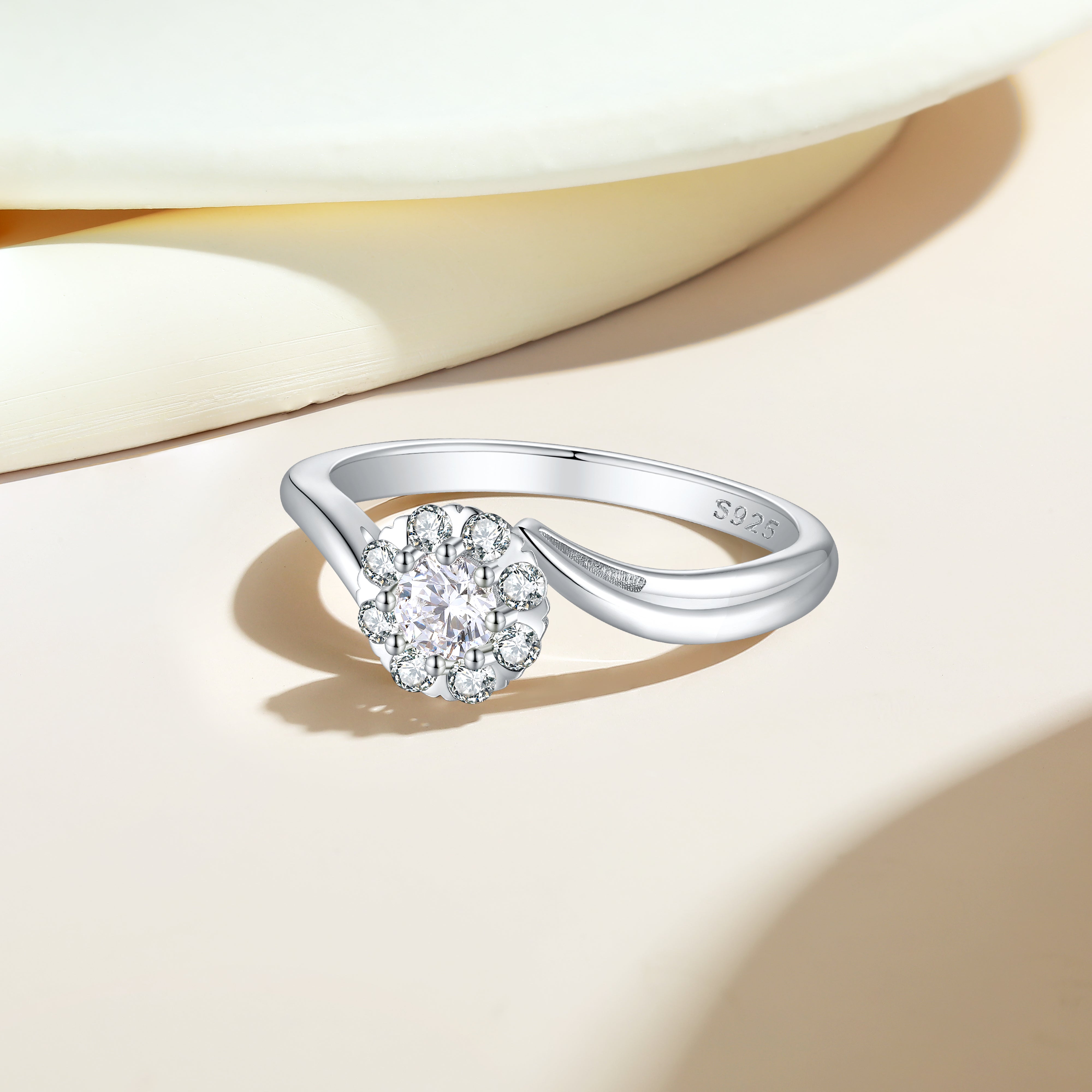 925 Sterling Silver Cz Cluster Ladies Ring with Twisted Band