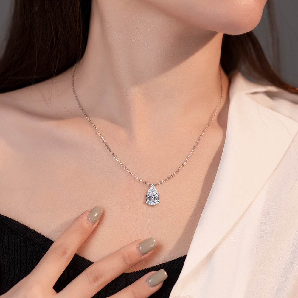 925 Sterling Silver 2.8ct Pear Cz Solitaire Ladies Pendant with Chain