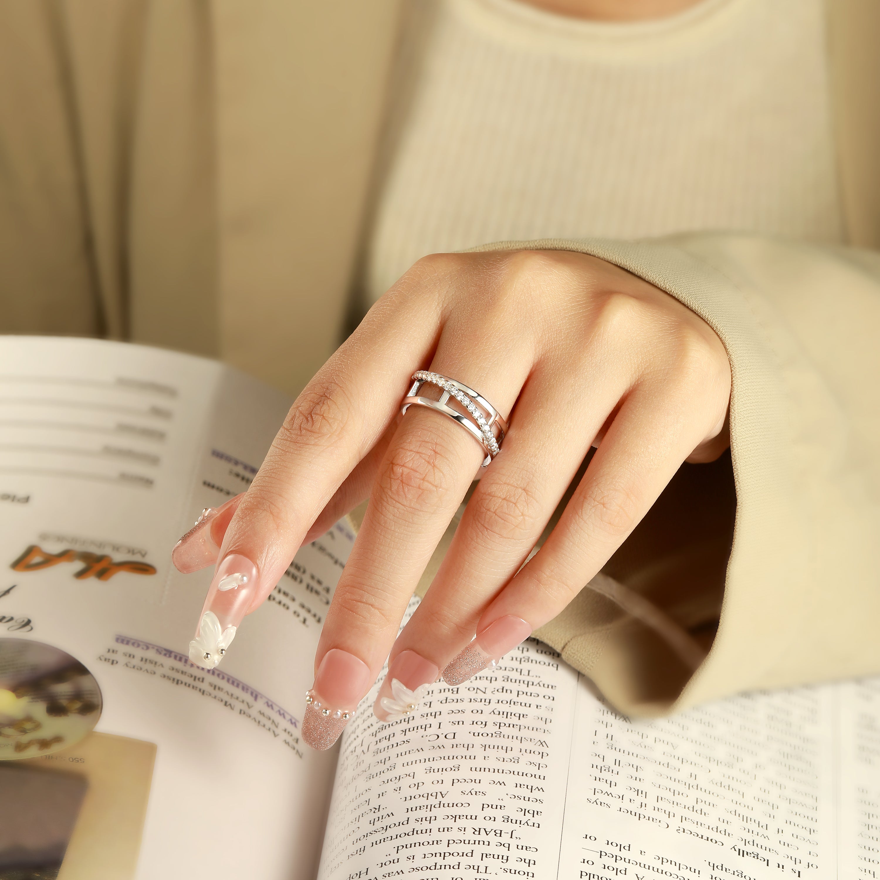 925 Sterling Silver Open Band Cz Ladies Eternity Ring