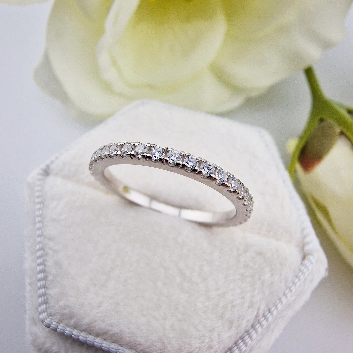 925 Sterling Silver Cz Ladies Full Eternity Ring