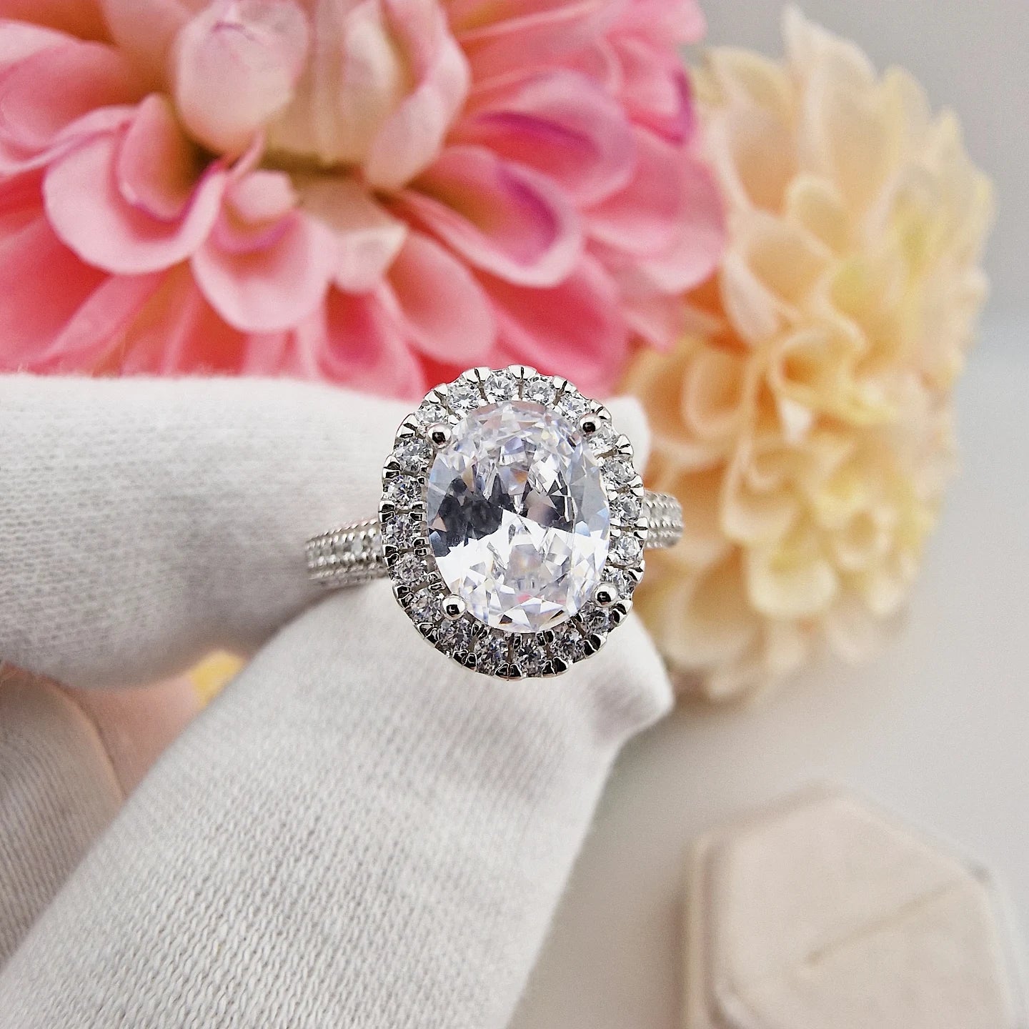 925 Sterling Silver Large 1.5ct Cz Oval Halo Ladies Ring