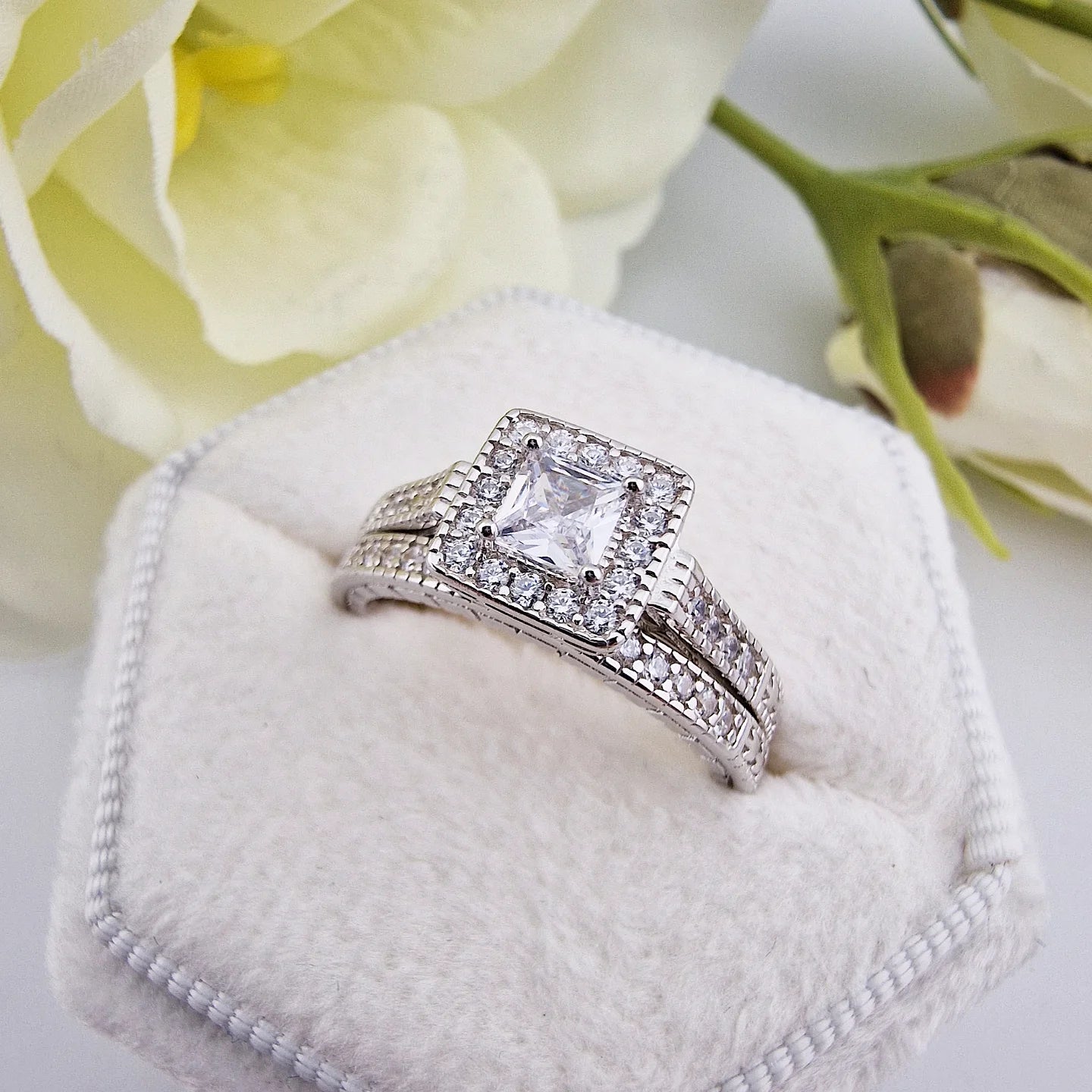 925 Sterling Silver Cz Princess Cut Halo Ladies Bridal Ring Set