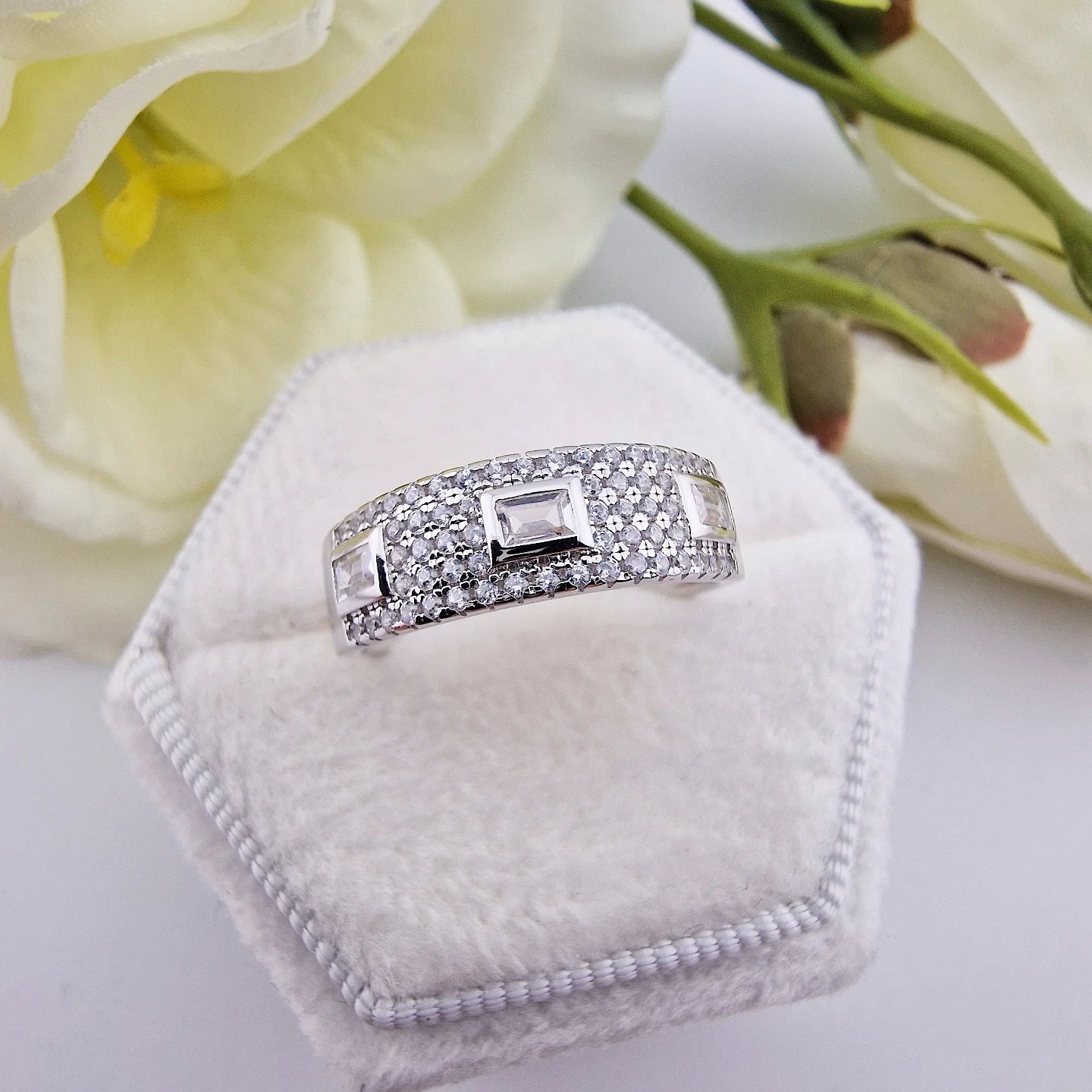 925 Sterling Silver Round & Emerald Cut Cz Ladies Half Eternity Ring