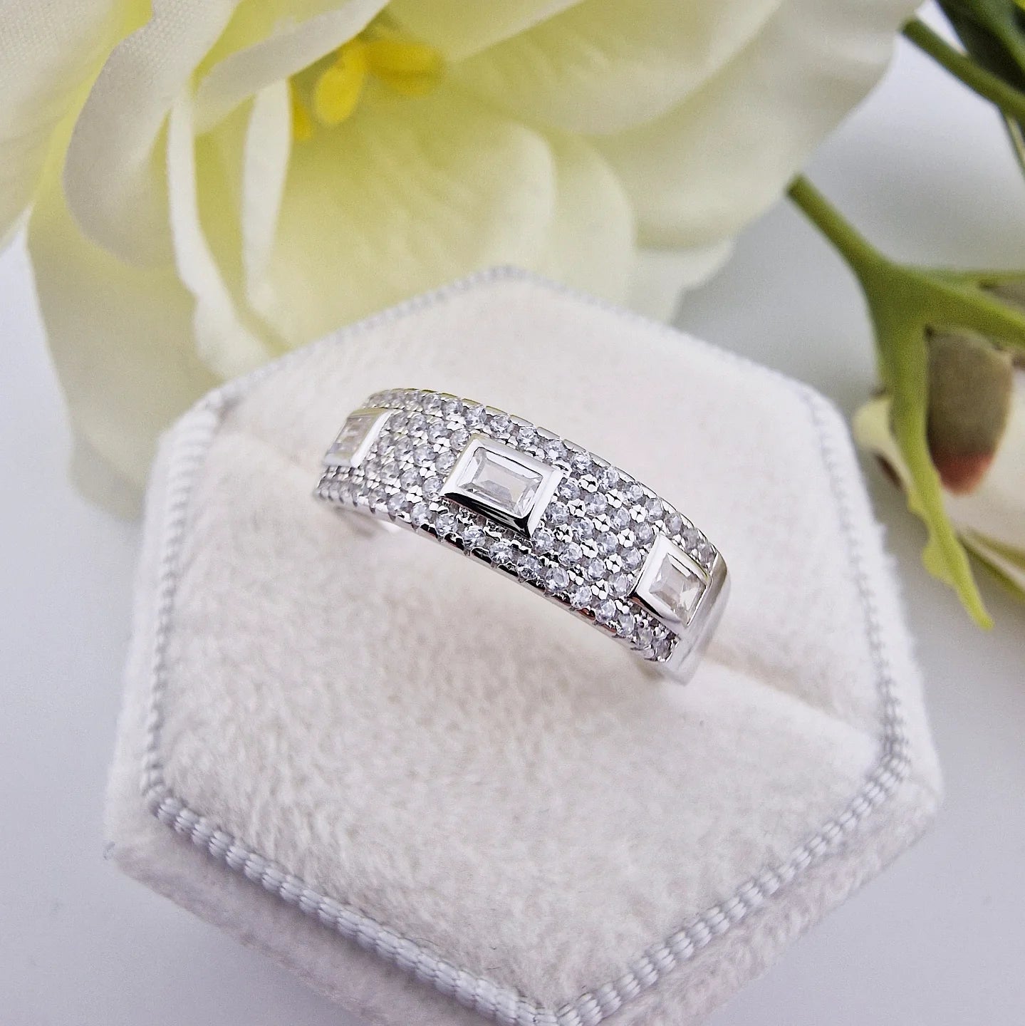 925 Sterling Silver Round & Emerald Cut Cz Ladies Half Eternity Ring