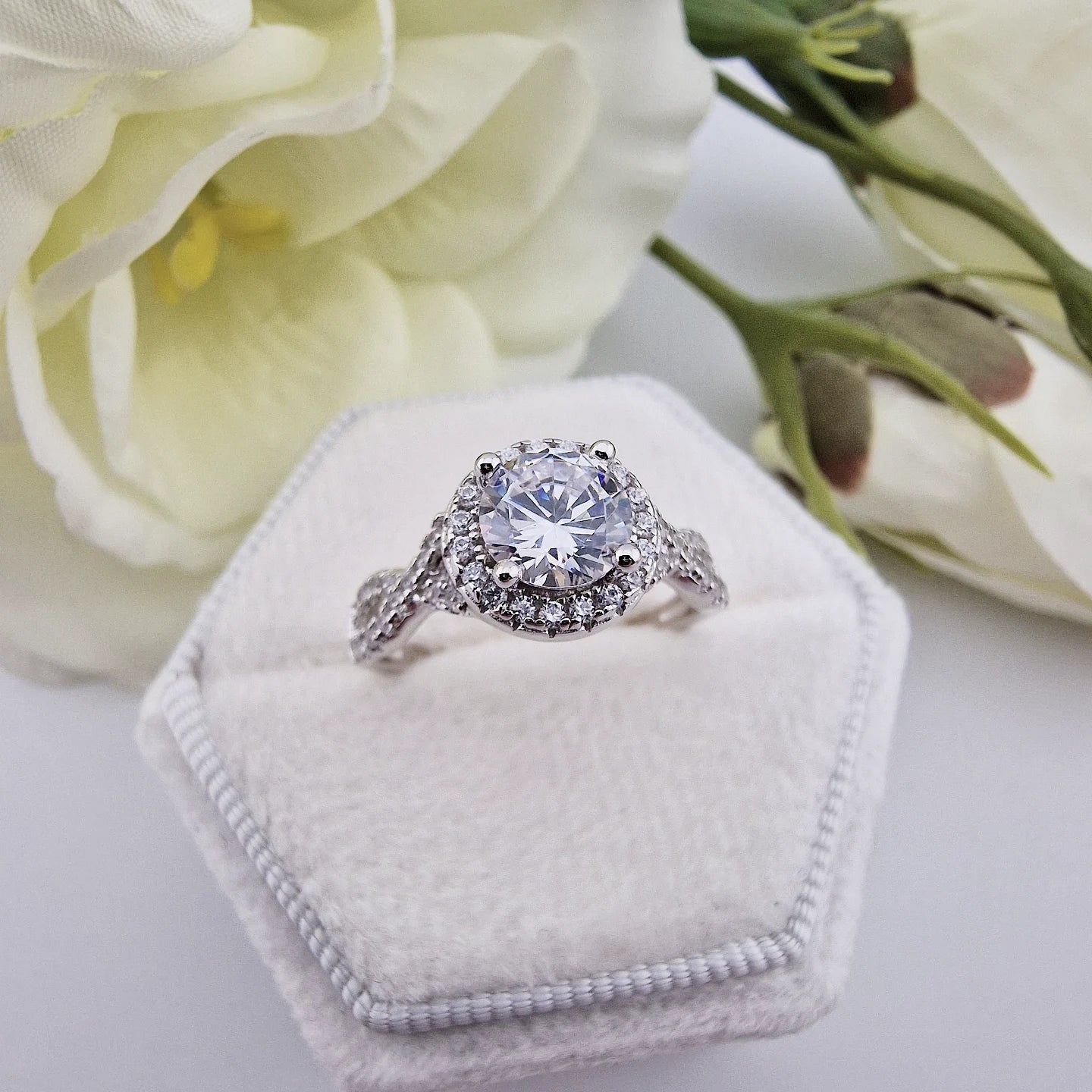 925 Sterling Silver Round 1ct Halo with Infinity Cz Band Ladies Ring