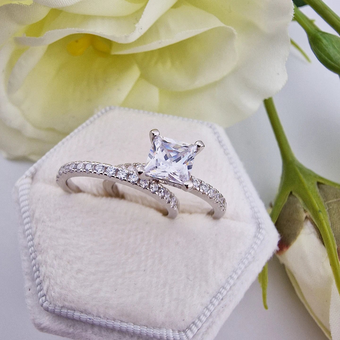 925 Sterling Silver Princess Cut Cz Ladies Bridal Ring Set