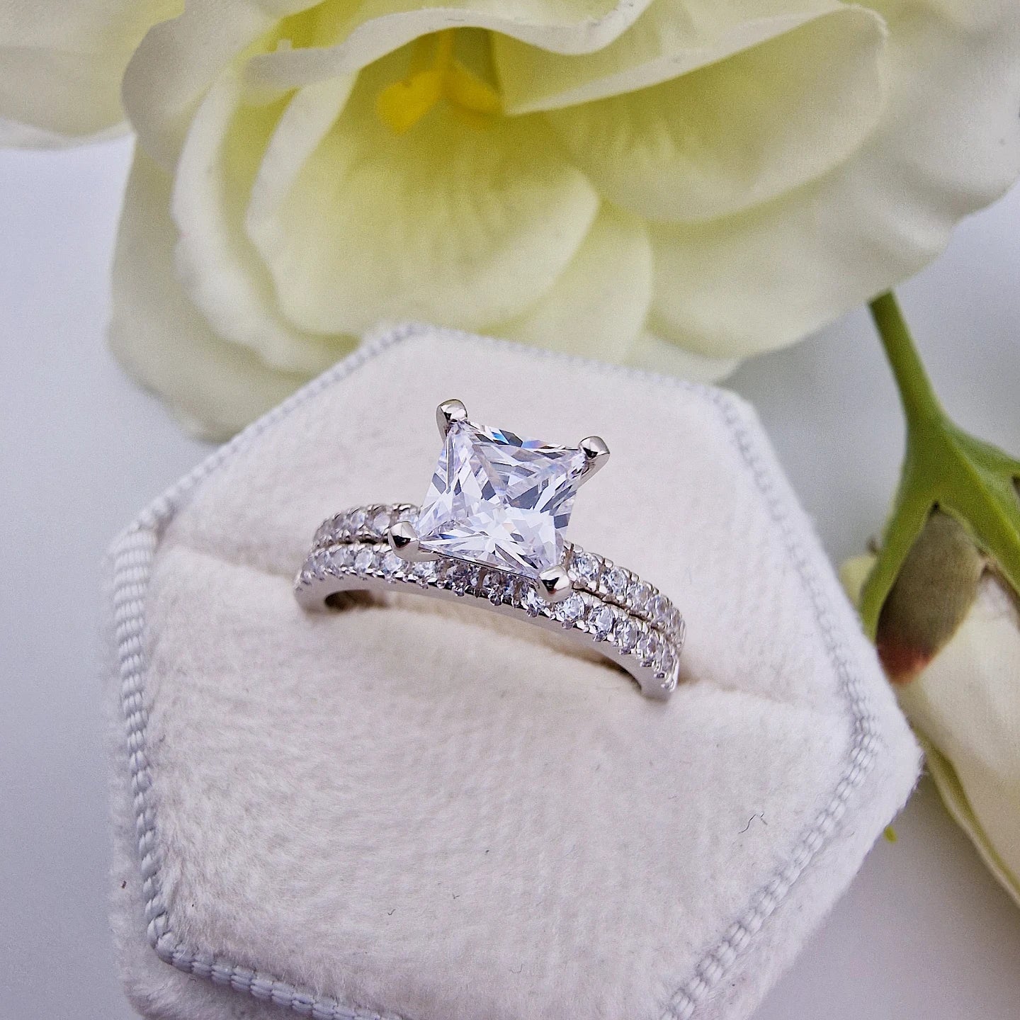 925 Sterling Silver Princess Cut Cz Ladies Bridal Ring Set